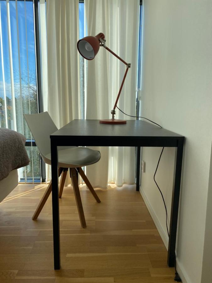 Exclusive 2 Level Etage Next To Arlanda-City Metro Stockholm Exterior photo