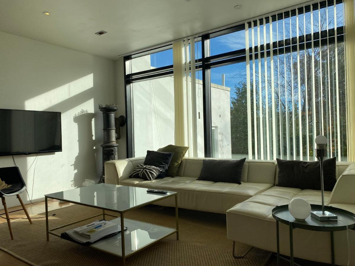 Exclusive 2 Level Etage Next To Arlanda-City Metro Stockholm Exterior photo